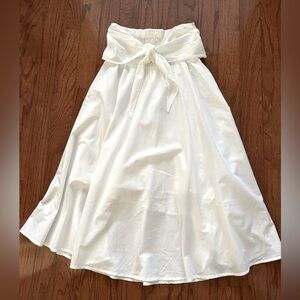 White Skirt/Swimsuit Coverup..One Size
